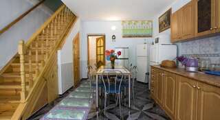 Апартаменты Эллинг Светлана Ялта-1